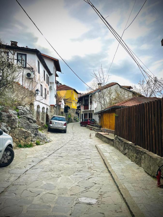 The Green Guest House Of Veliko Tarnovo-Amazing View, Top Location Exteriör bild