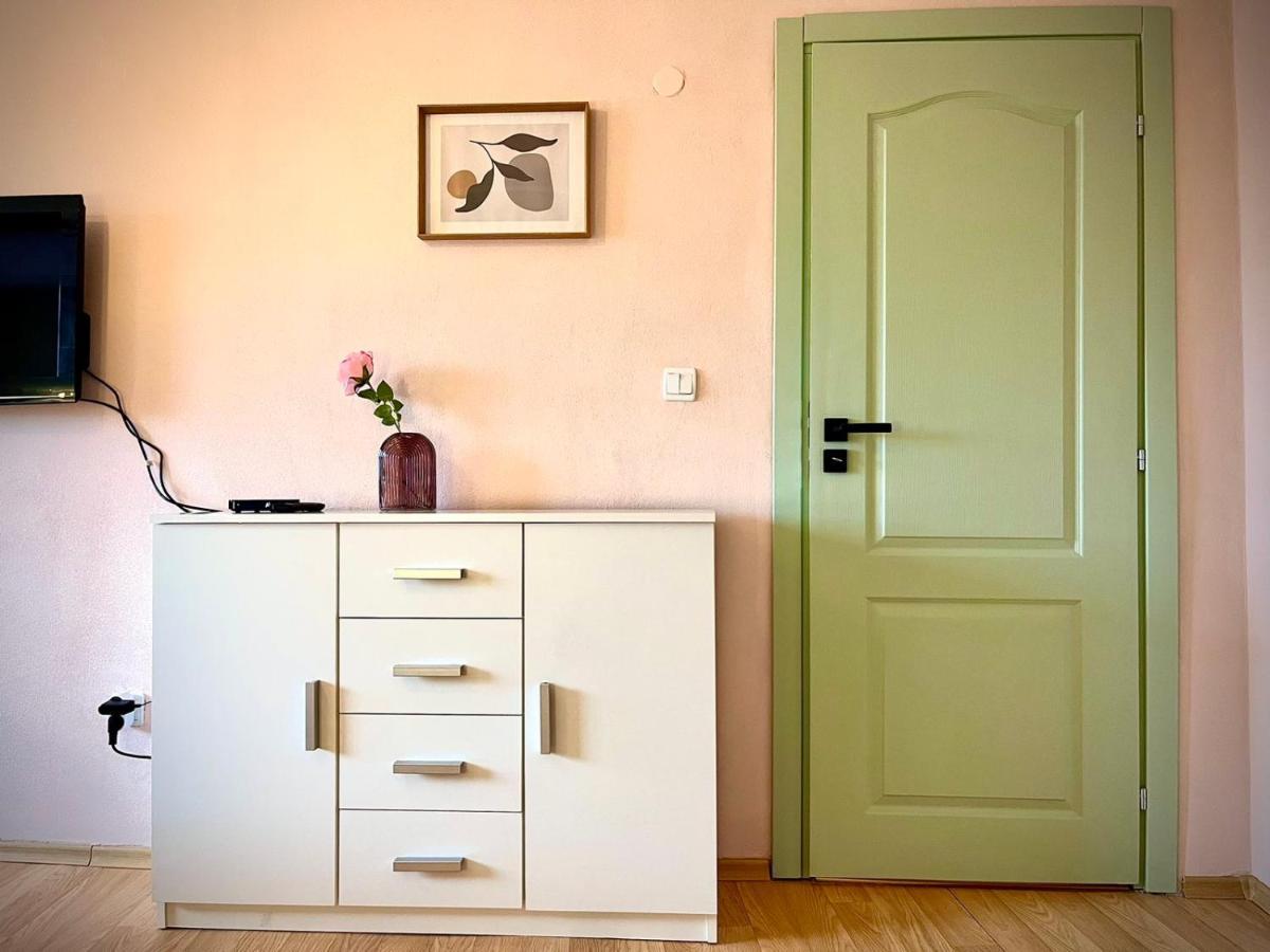 The Green Guest House Of Veliko Tarnovo-Amazing View, Top Location Exteriör bild