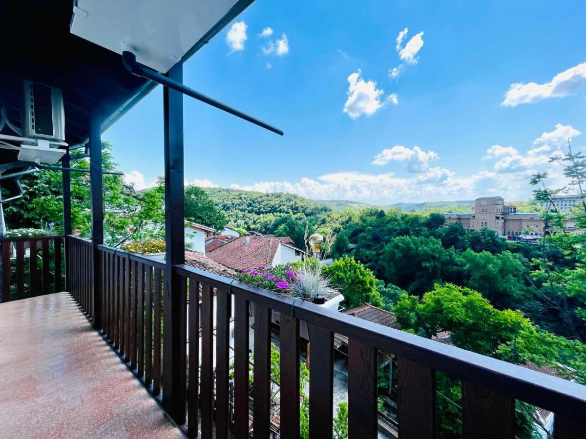 The Green Guest House Of Veliko Tarnovo-Amazing View, Top Location Exteriör bild